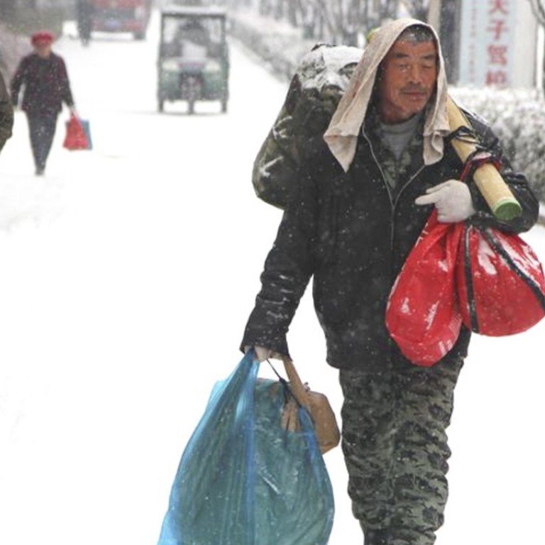 I Ll Save The Cash To Buy Clothes For My Wife Chinese Migrant