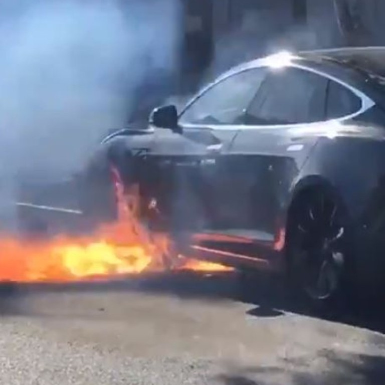 Shocking Video Shows Tesla Bursting Into Flames Out Of The