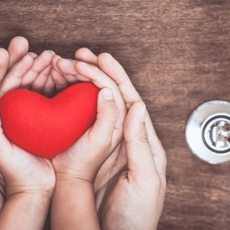 The American Psychological Association says patients who have come close to death during a heart attack should enlist the support of friends, family, and work colleagues.