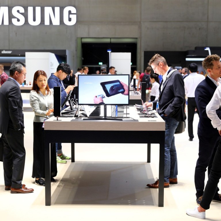 Samsung Profit Tops Estimates Bolstered By Memory Chip Sales