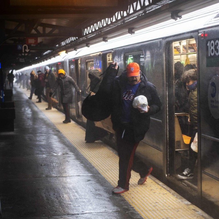 Subway Horror In New York As Passing Train Snags Man Standing Too Close To Platform Edge Drags Him To Death In Tunnel South China Morning Post