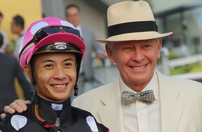 Derek Leung and John Moore pose for photos after winning the Premier Bowl with Beauty Generation. Photos: Kenneth Chan