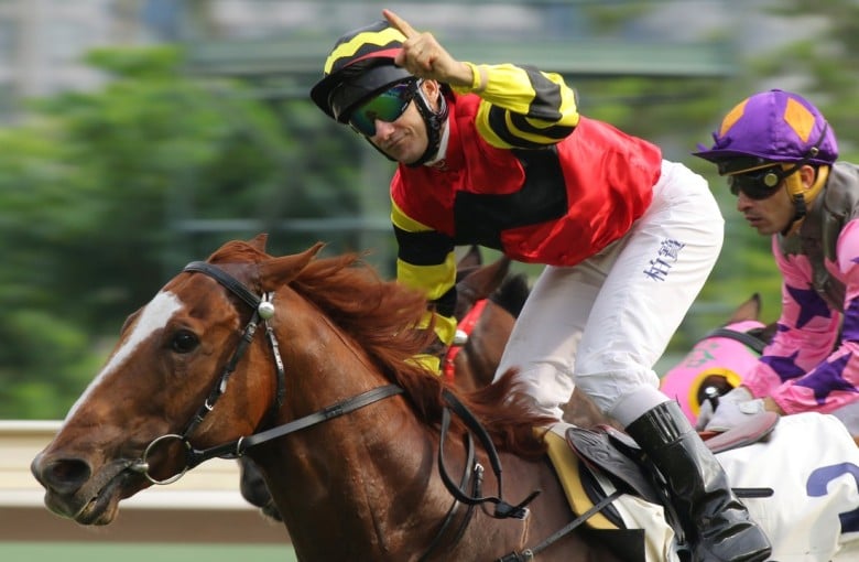 Brett Prebble and Lucky Bubbles win the Premier Bowl at Sha Tin in October 2016. Photo: Kenneth Chan