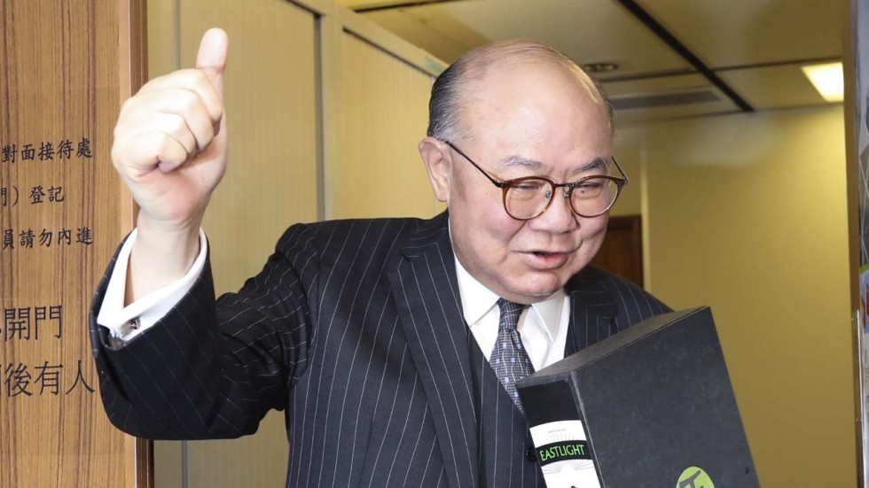 Woo Kwokhing second person to officially stand for Hong Kong