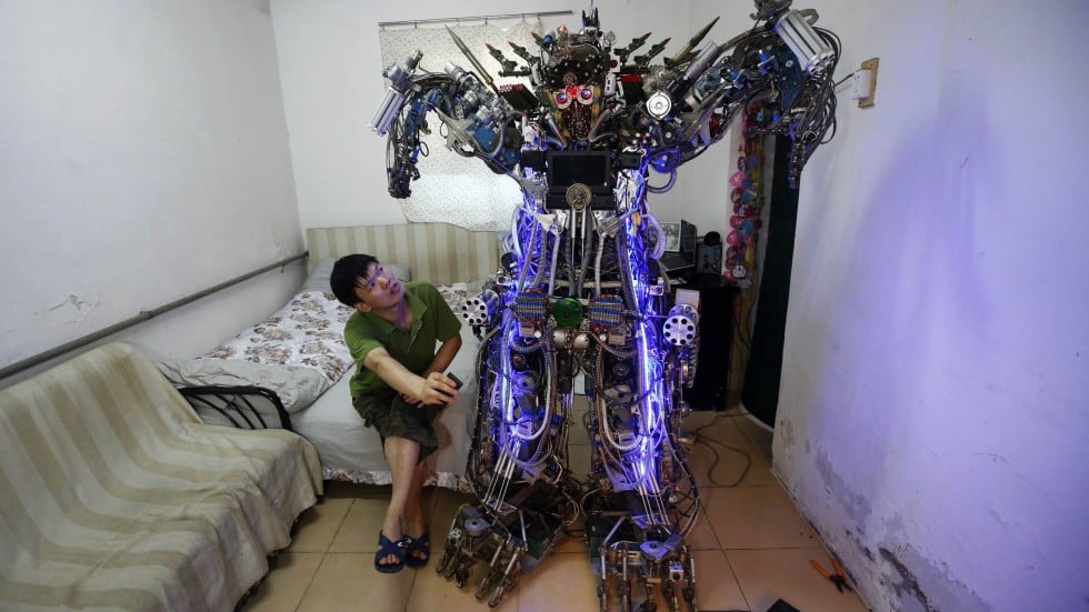 Amateur Chinese inventor builds humanoid robot | South China Morning Post