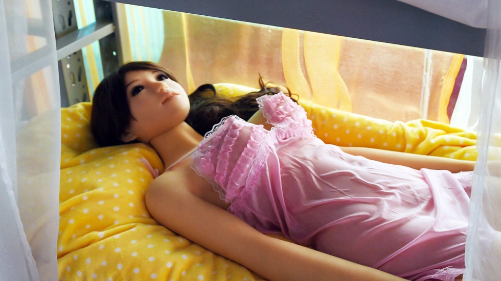 People Having Sex With Sex Dolls 21