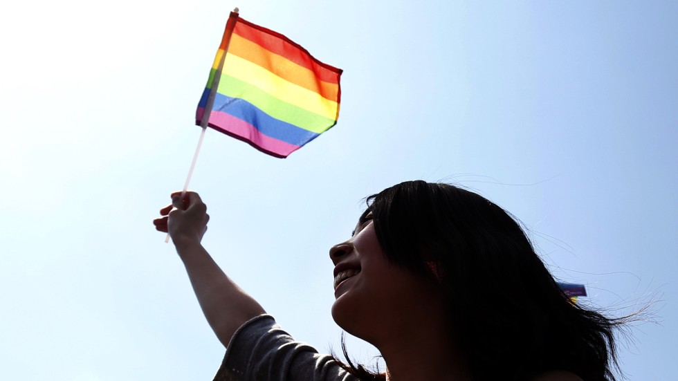 Lesbian Challenges Hong Kongs Decision To Refuse Her A Dependant Visa 2199