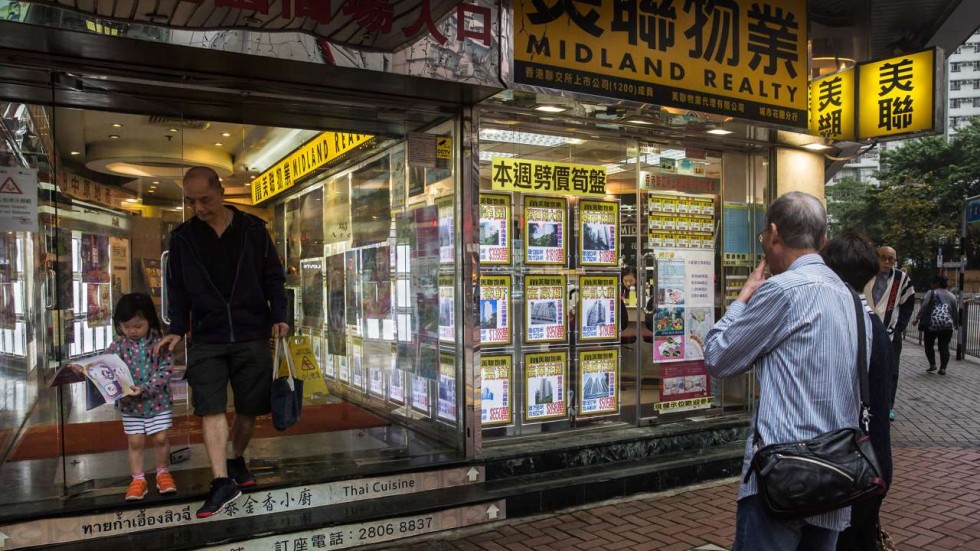 Hong Kong Real Estate Agents Face Tough Times As Home Sales Drop 39 Per Cent In First Quarter