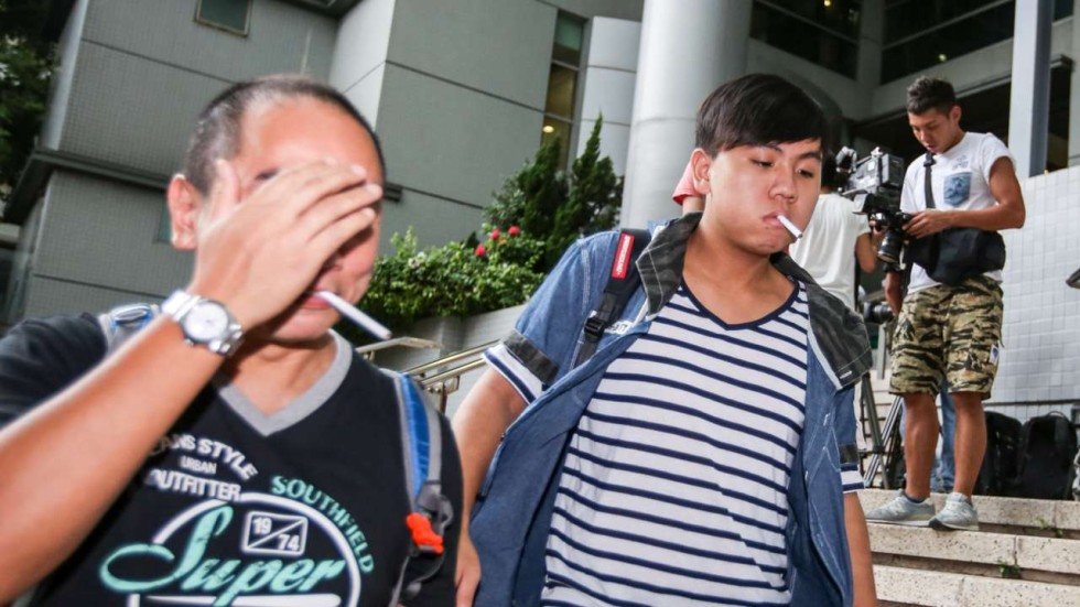 Watch Tung Moon Online Mic