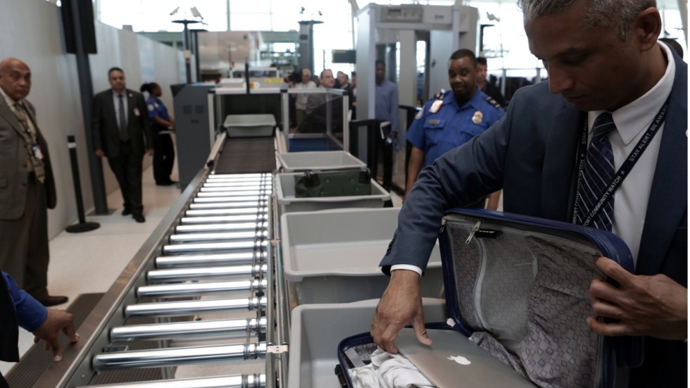 US tightens preflight screening of tablets, ereaders and game consoles in carryon baggage