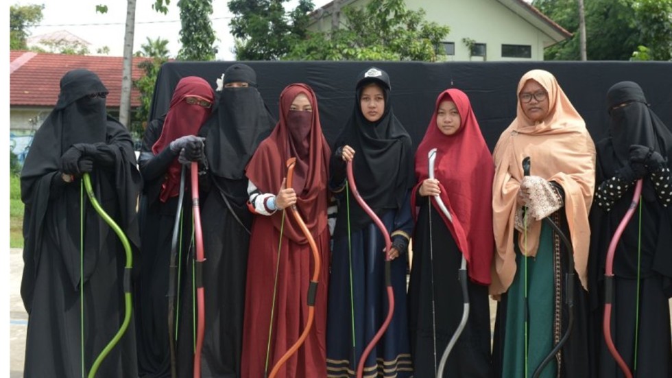 Why niqab is being worn by more Muslim women in Indonesia 