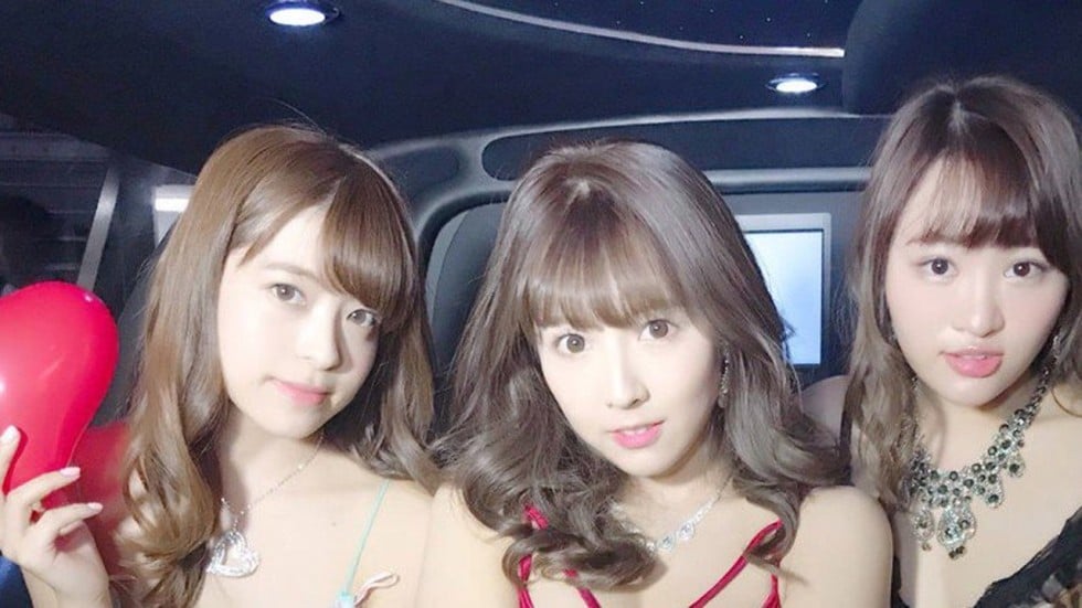 Japanese Porn Star Kpop Girl Group Honey Popcorn To Hold