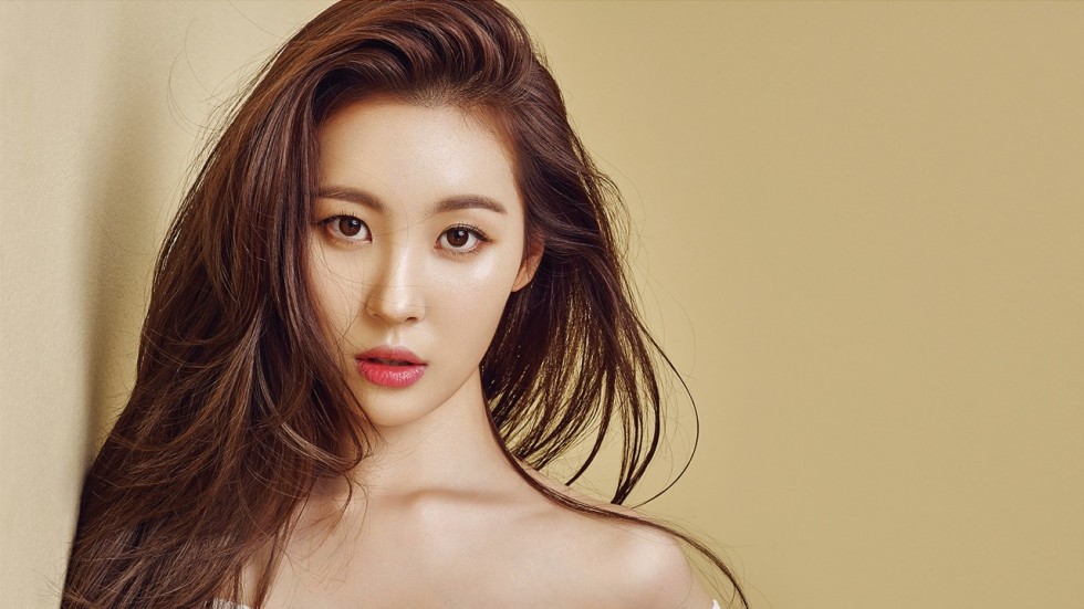Sunmi, the ex-Wonder Girls star who is one of K-pop's…