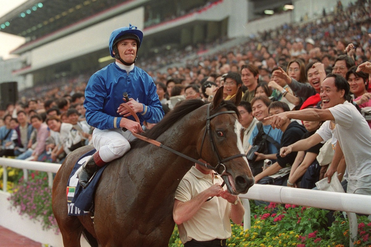 Fantastic Light travelled the world and with jockey Frankie Dettori aboard, won the Hong Kong Cup in 2000. Photo: SCMP Pictures