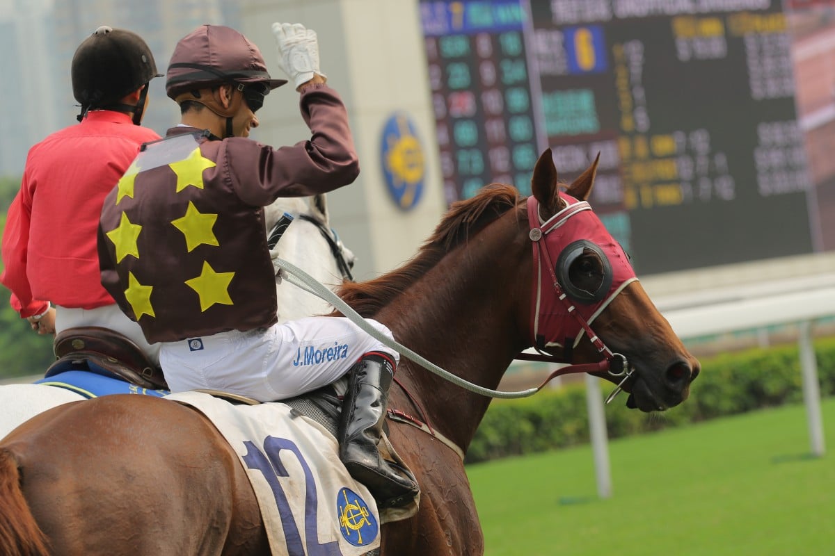 Joao Moreira had better memories on Sure Peace this time, having injured himself when last winning on the horse.