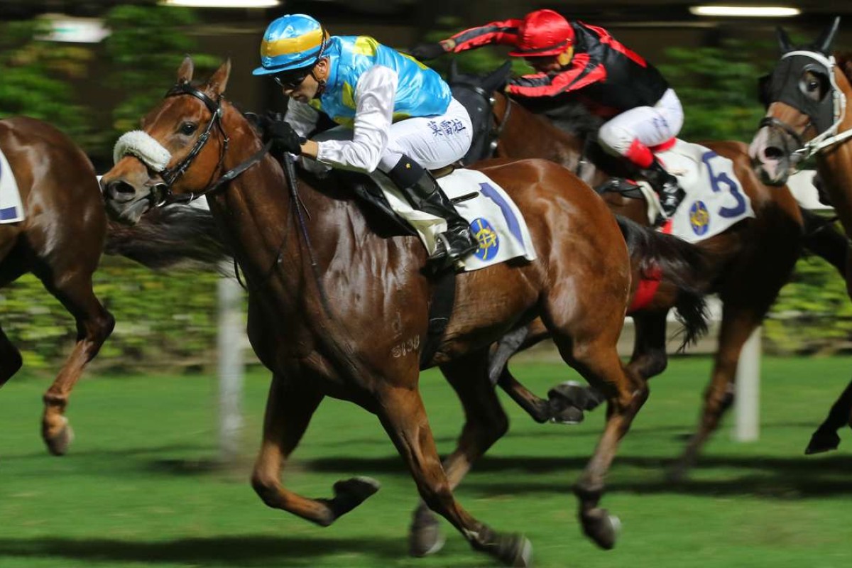 Vara Pearl wins over 1,650m at Happy Valley last season. Photos: Kenneth Chan