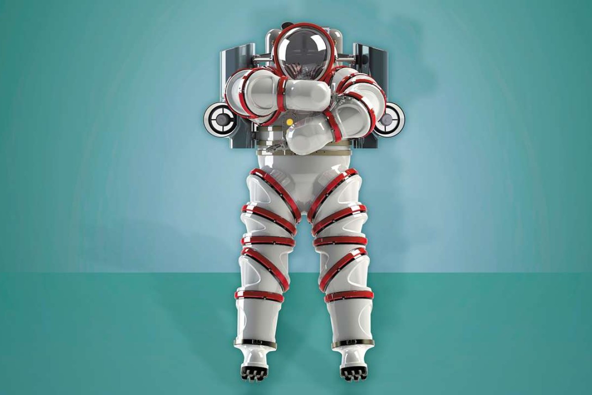 Dive deep into the ocean and walk underwater with the Exosuit Style