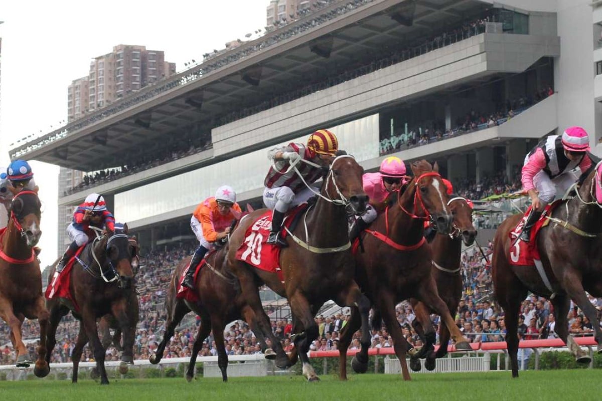Beauty Only (right) wins the Jockey Club Mile. Photos: Kenneth Chan