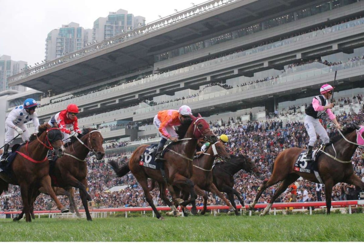 Beauty Only (Zac Purton) proves too strong for Helene Paragon, Joyful Trinity and Contentment in the Hong Kong Mile. Photos: Kenneth Chan