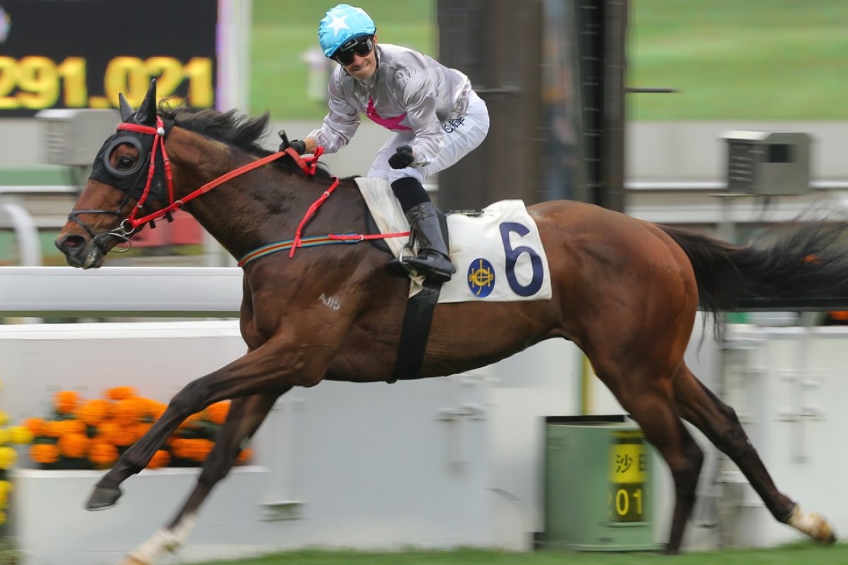 Silvestre de Sousa pumps his first as Limitless wins in February. Photo: Kenneth Chan