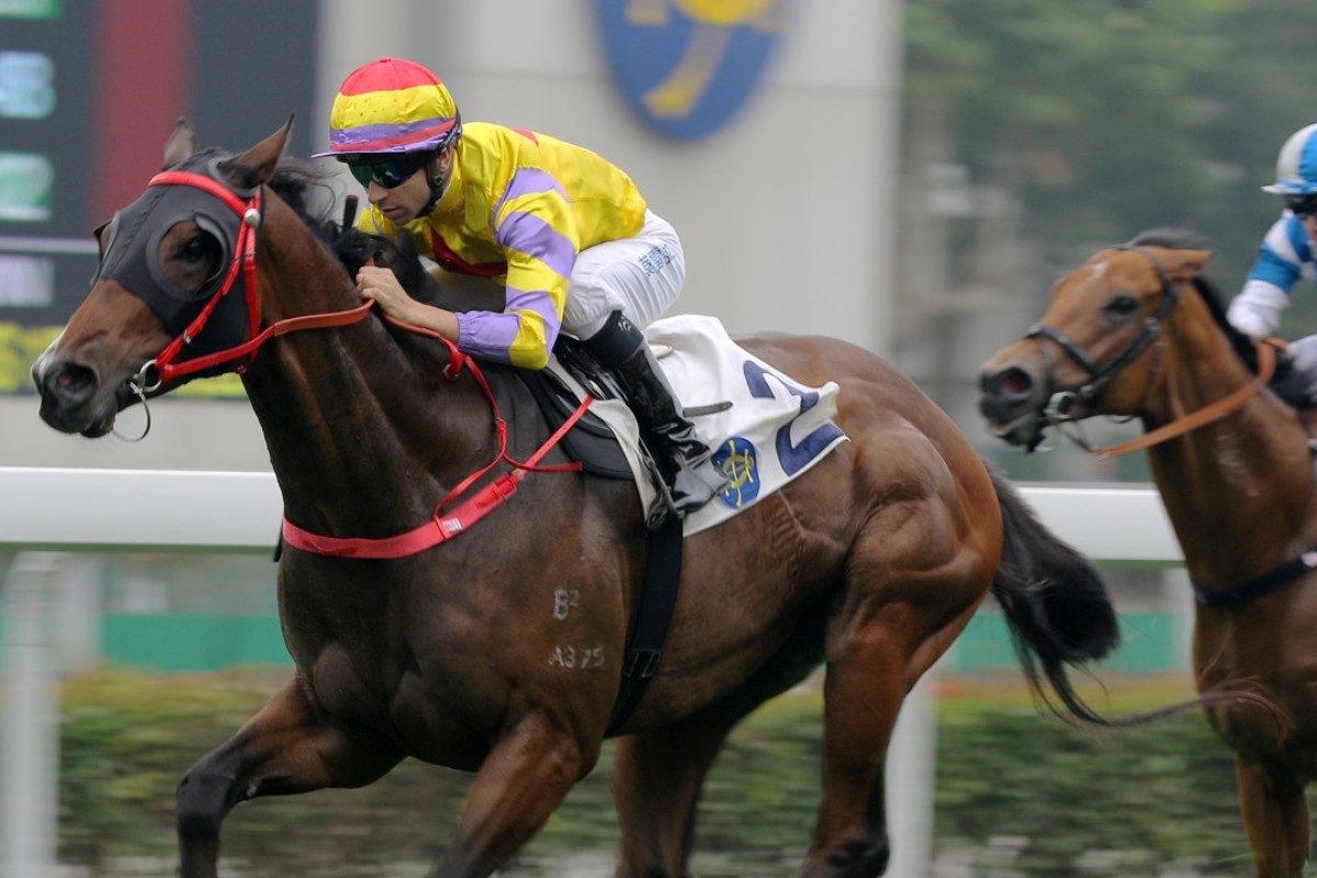 Ping Hai Star streaks away for an easy victory at Sha Tin last Saturday. Photo: Kenneth Chan