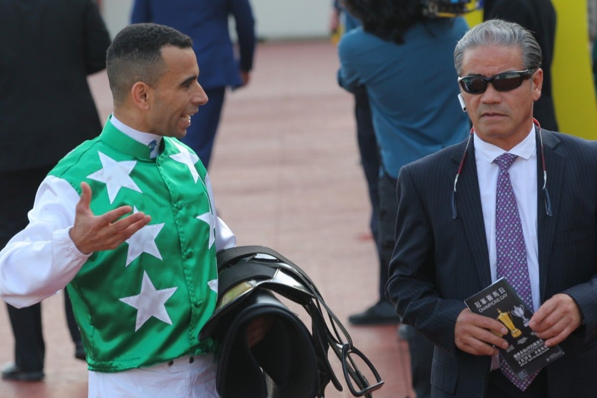 Joao Moreira talks to Tony Cruz after Pakistan Star finished fourth in the Chairman’s Trophy. Photos: Kenneth Chan