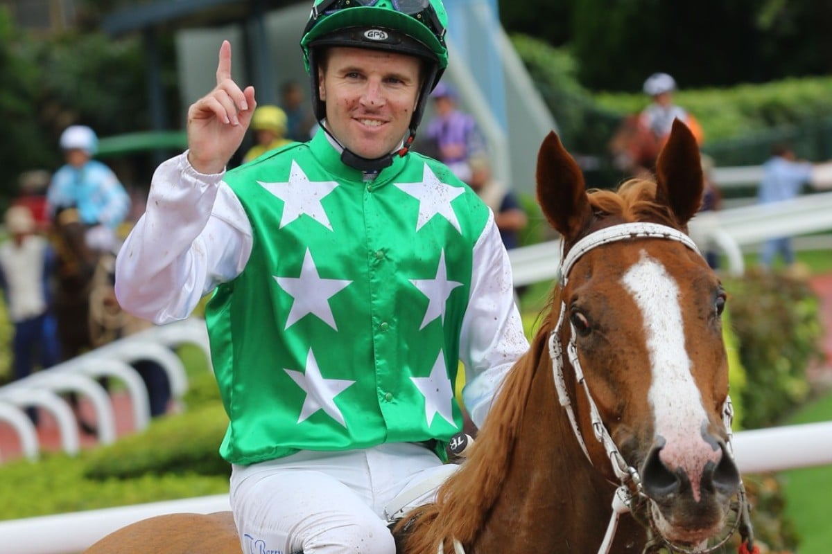 Tommy Berry returns to scale after Pakistan Friend’s debut victory. Photos: Kenneth Chan