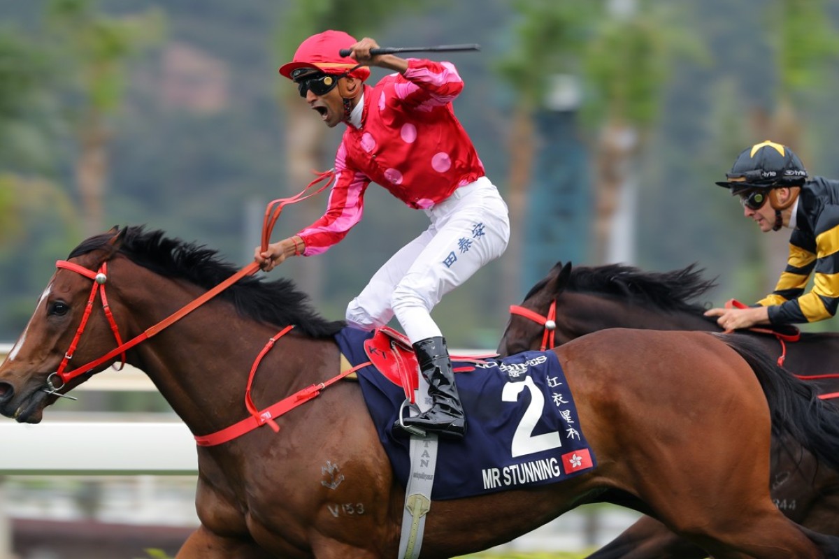 Mr Stunning and Karis Teetan salute in the Longines Hong Kong Sprint. Photos: Kenneth Chan
