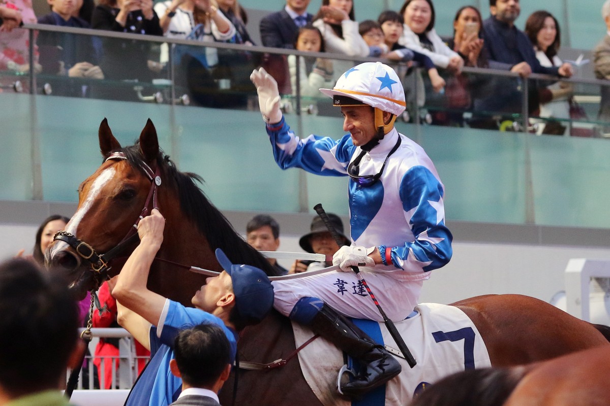 Douglas Whyte returns on Uncle Steve after his very last ride in Hong Kong. Photos: Kenneth Chan