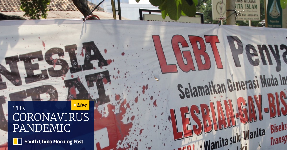 Sex with lesbian in Jakarta