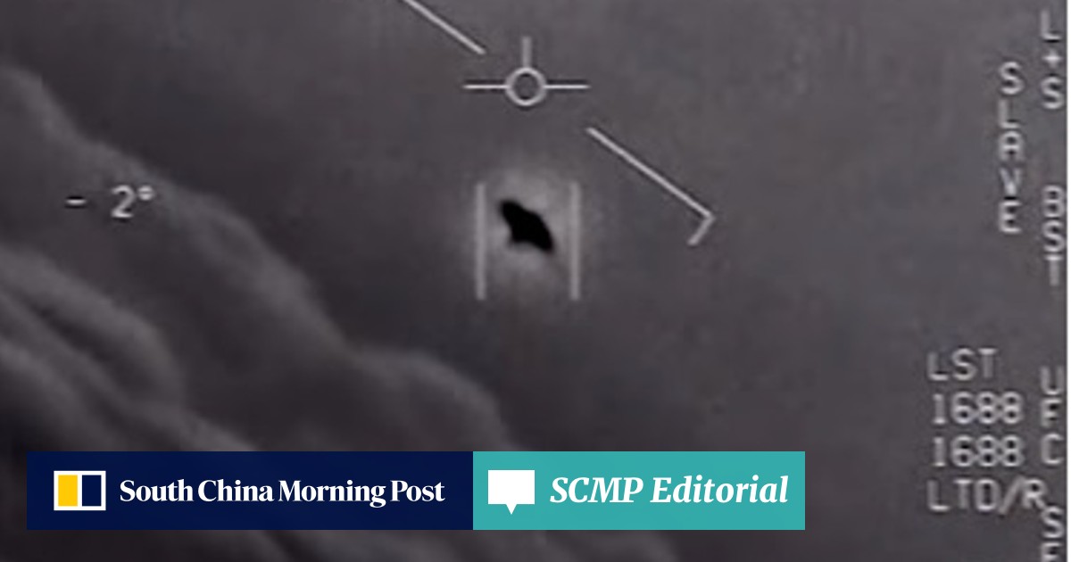 Look At That Thing Dude US Fighter Pilots Track UFO In