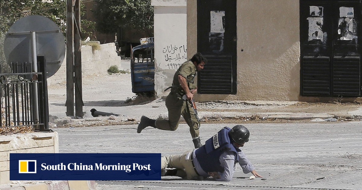 Snipers haunt Syrian Christian town of Maalula South