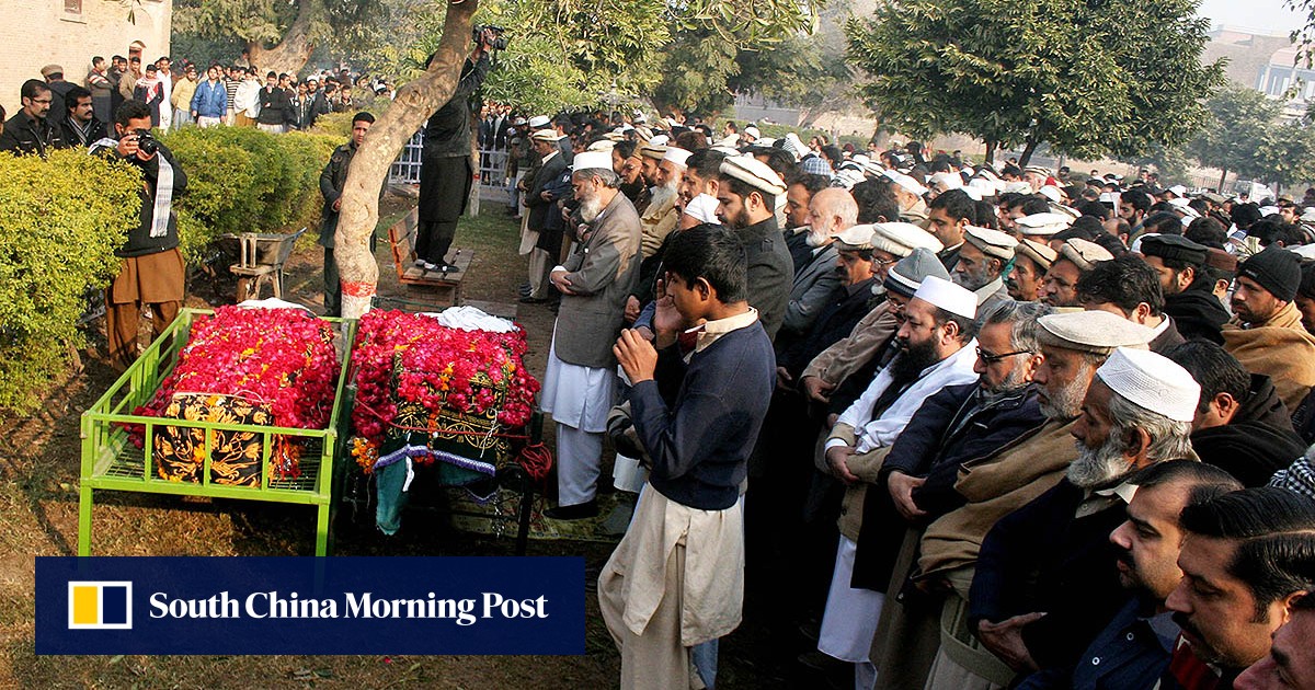 Pakistan PM Lifts Moratorium On Death Penalty After Taliban School ...