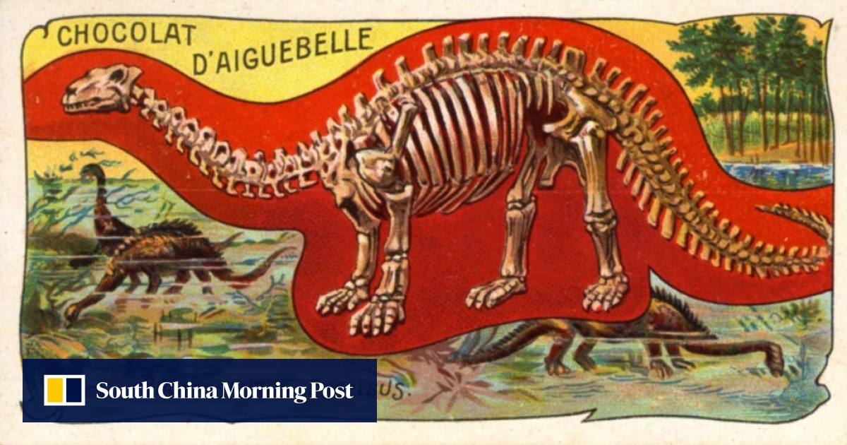 brontosaurus with spikes on back