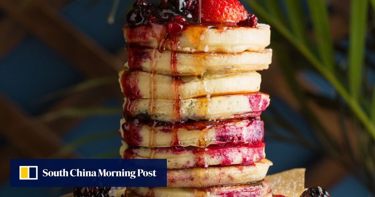 New Rolls at Lobster Central And The Best Blueberry Pancakes in Hong