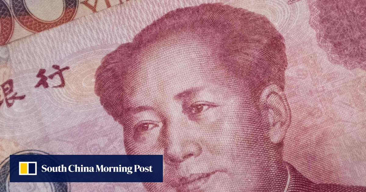 yuan-tumbles-testing-7-per-us-dollar-level-after-hawkish-fed-statement