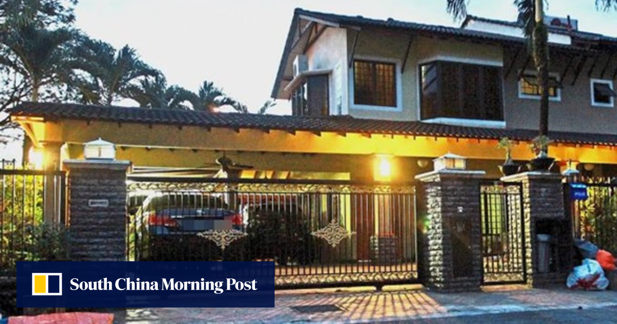 Malaysian Anti Corruption Commission arrests ministry secretary general ...