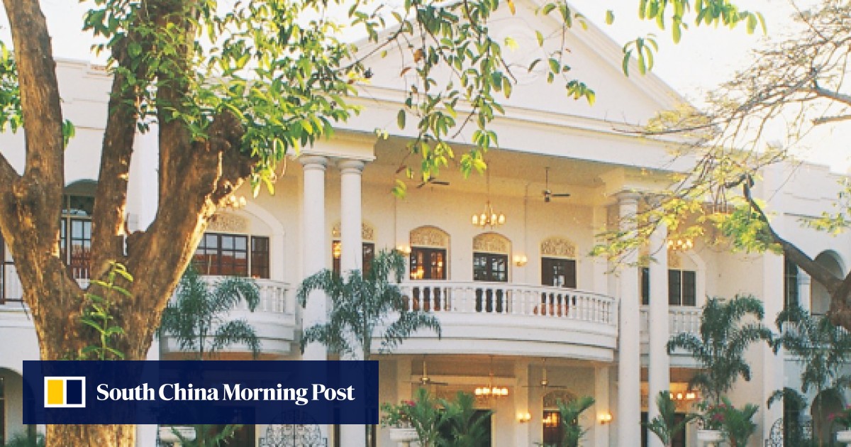 hotel surabaya majapahit dibangun pada tahun