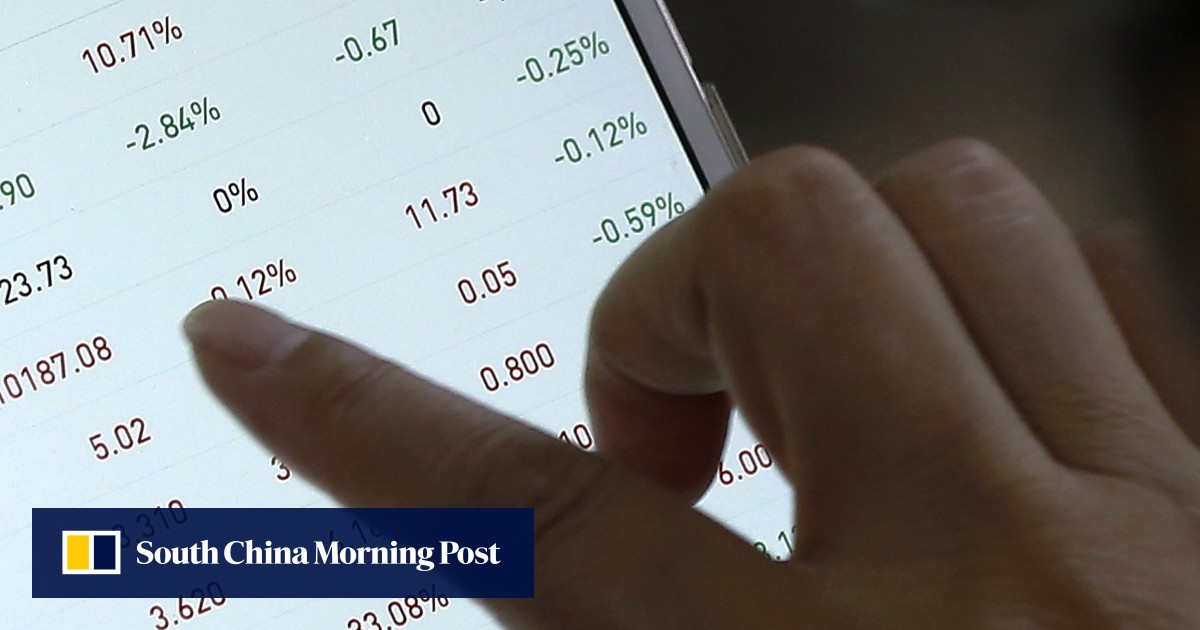 Hong Kong, China stocks fall anew ahead of US announcement of tariffs