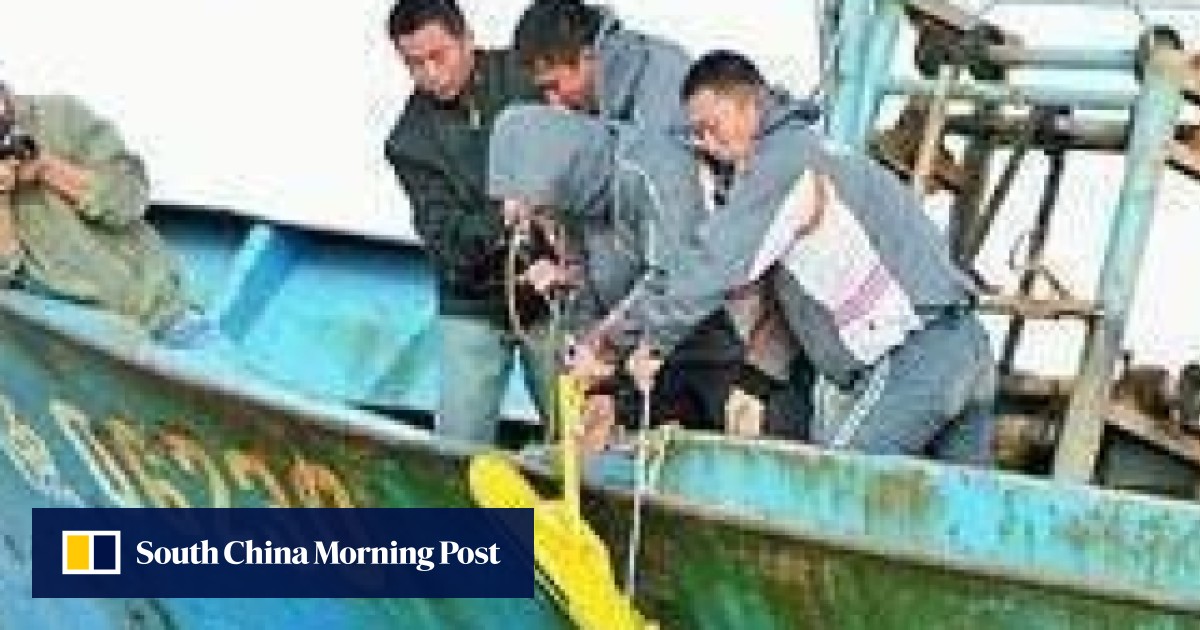 Chinese Fishermen Find ‘suspicious Underwater Devices For Rich Reward