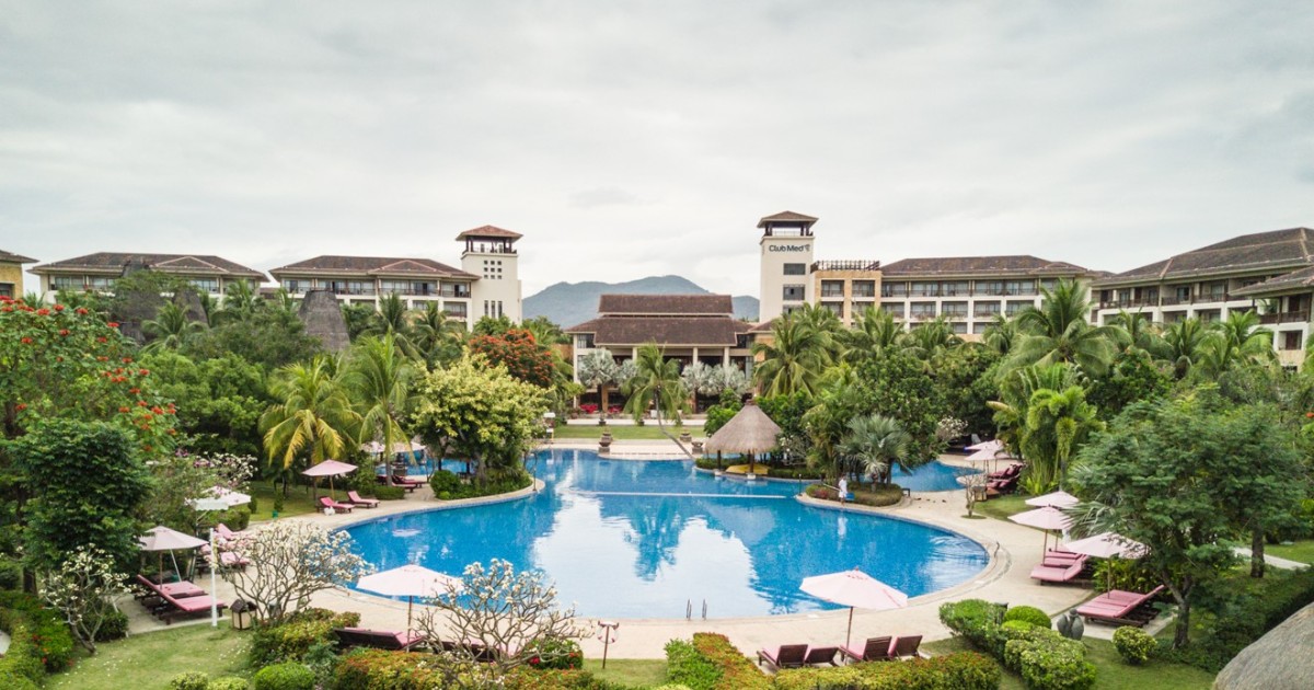 What To See And What To Miss In Sanya Chinas Top Beach - 