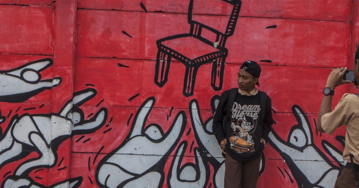 Jakarta S Street Artists Brave Arrest Sexual Harassment To Spray City S Walls With Colour Character And Social Critique South China Morning Post