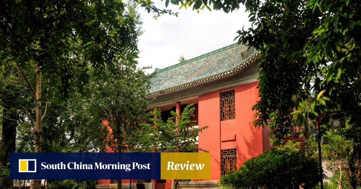 China Weekend Break Huizhou Lake Districts Rich History - 
