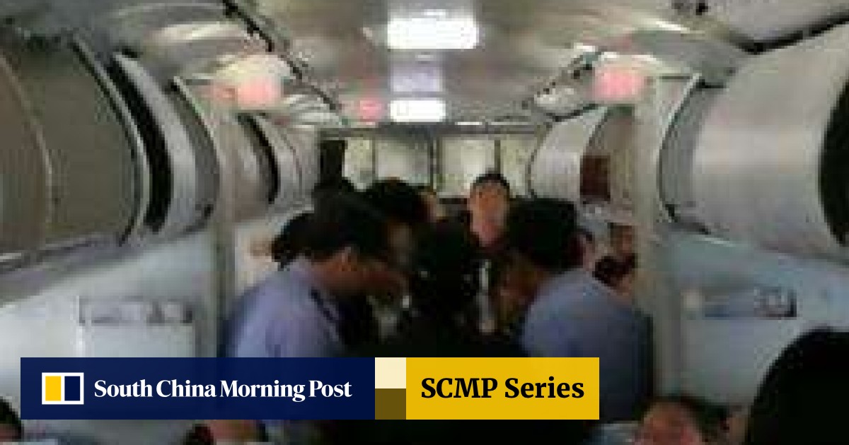 Suspected thief arrested taking cash on board Chinese ...