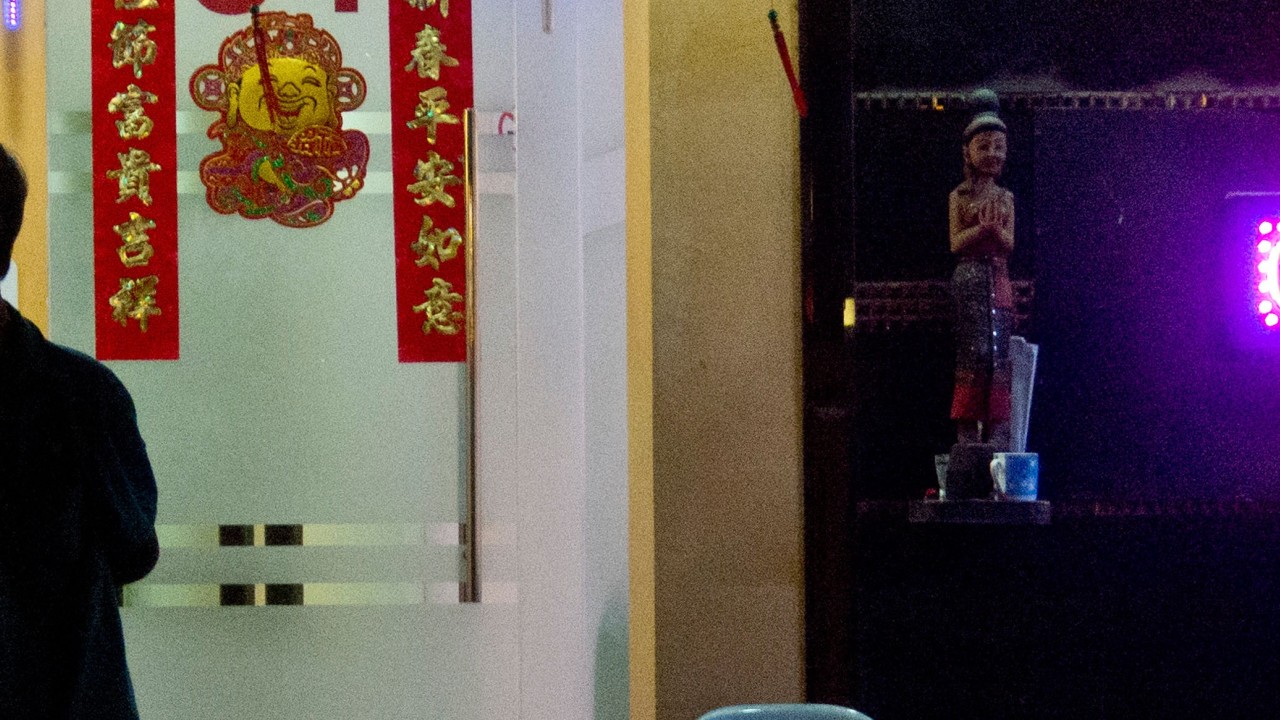 Xpujcwu25drzam 414 geylang road, singapore 389392 singapore. https www scmp com lifestyle article 2120339 singapores sex trade licensed brothels sugar babies and laws you can run